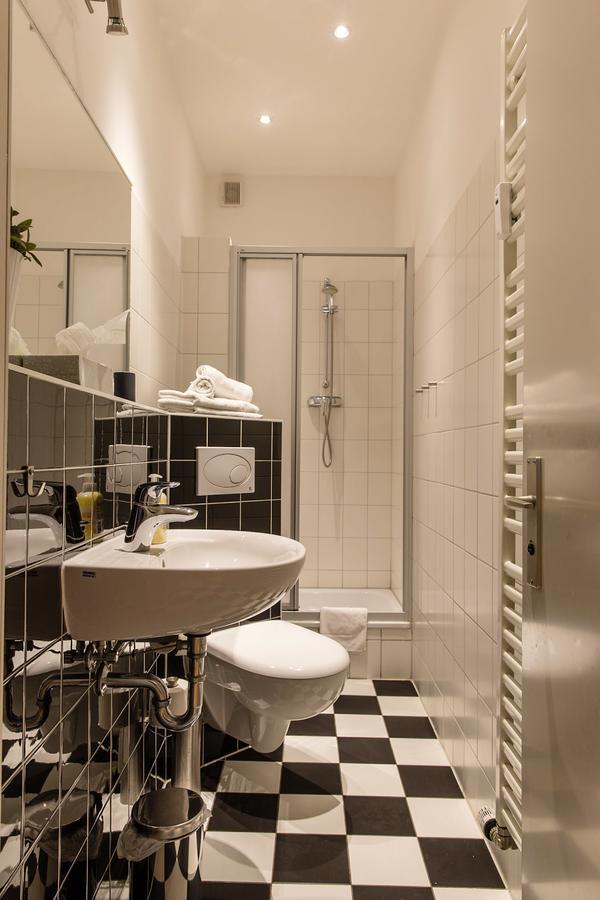 Apartment Kopen Lessing Charlotte Mauerpark Berlin Exterior foto